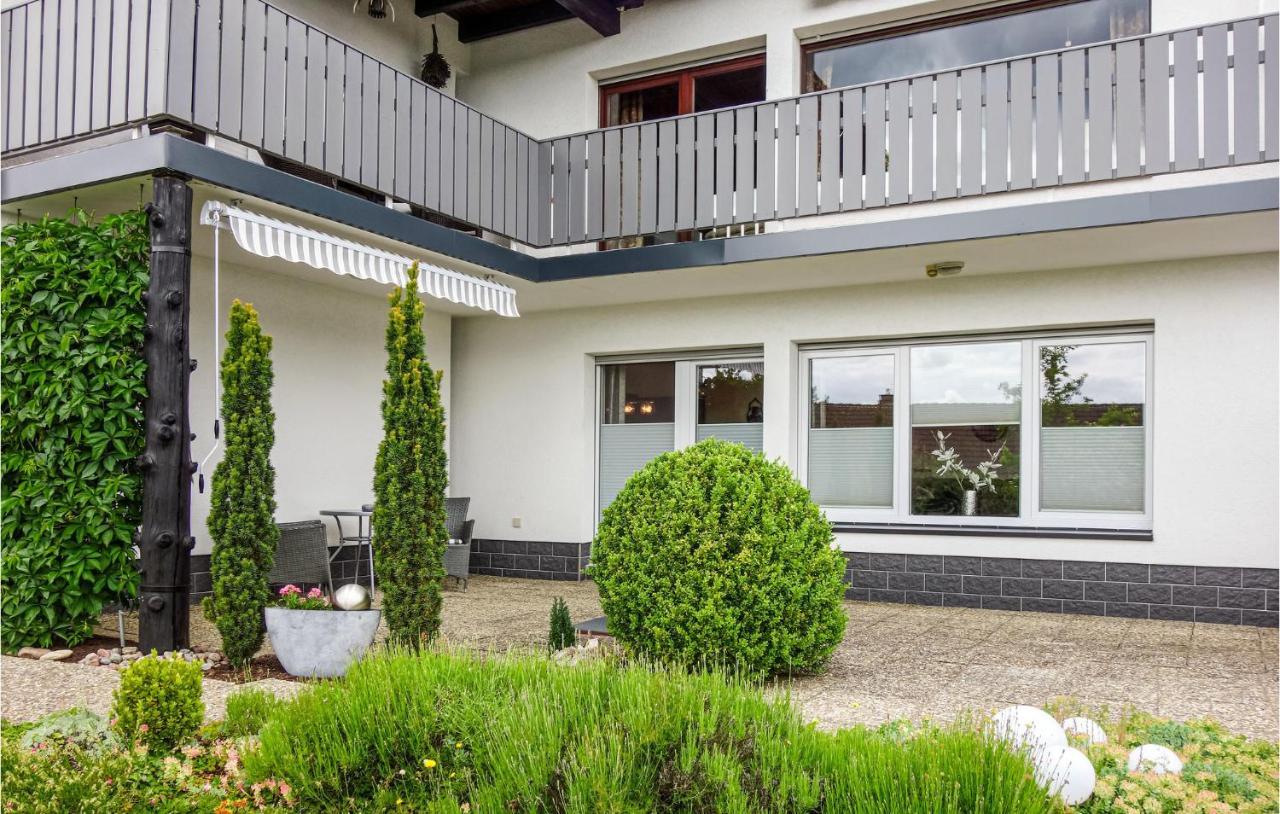 Beautiful Apartment In Dillenburg With Kitchen Ngoại thất bức ảnh